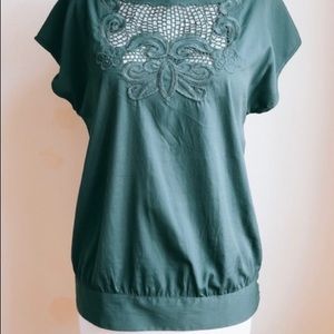Women’s medium embroidered blouse